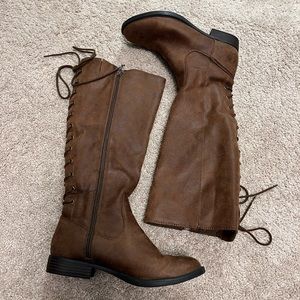 Brown Mid Calf Zip-Up Boots